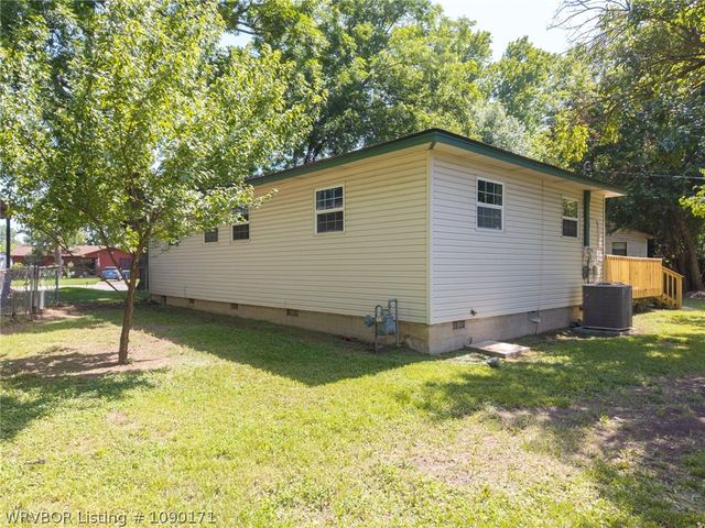 6 Raleigh Circle, Fort Smith, AR 72901