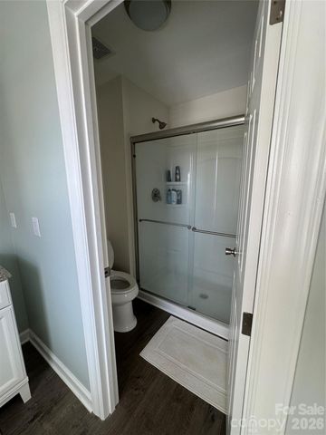 2705 N Center Street 36, Hickory, NC 28601