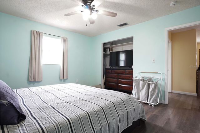 737 52ND AVENUE S, St Petersburg, FL 33705