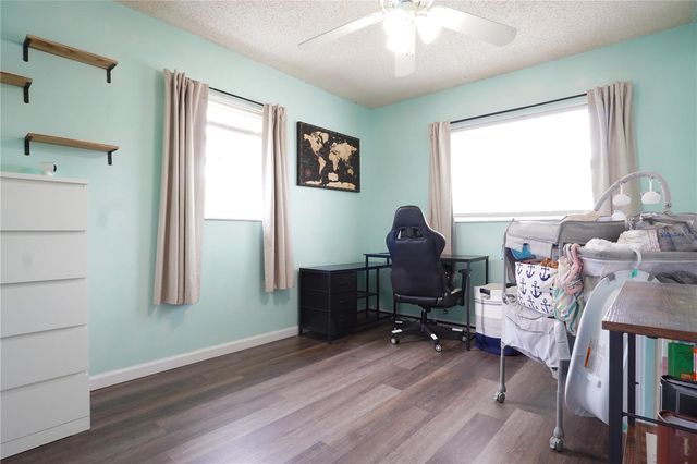 737 52ND AVENUE S, St Petersburg, FL 33705