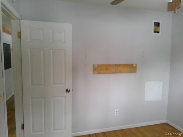 3732 Fish Lake Road, Lapeer, MI 48446