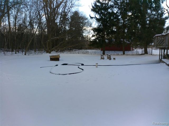 3732 Fish Lake Road, Lapeer, MI 48446