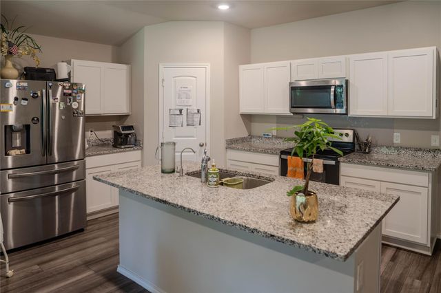 332 Pecos Drive, Huntsville, TX 77340