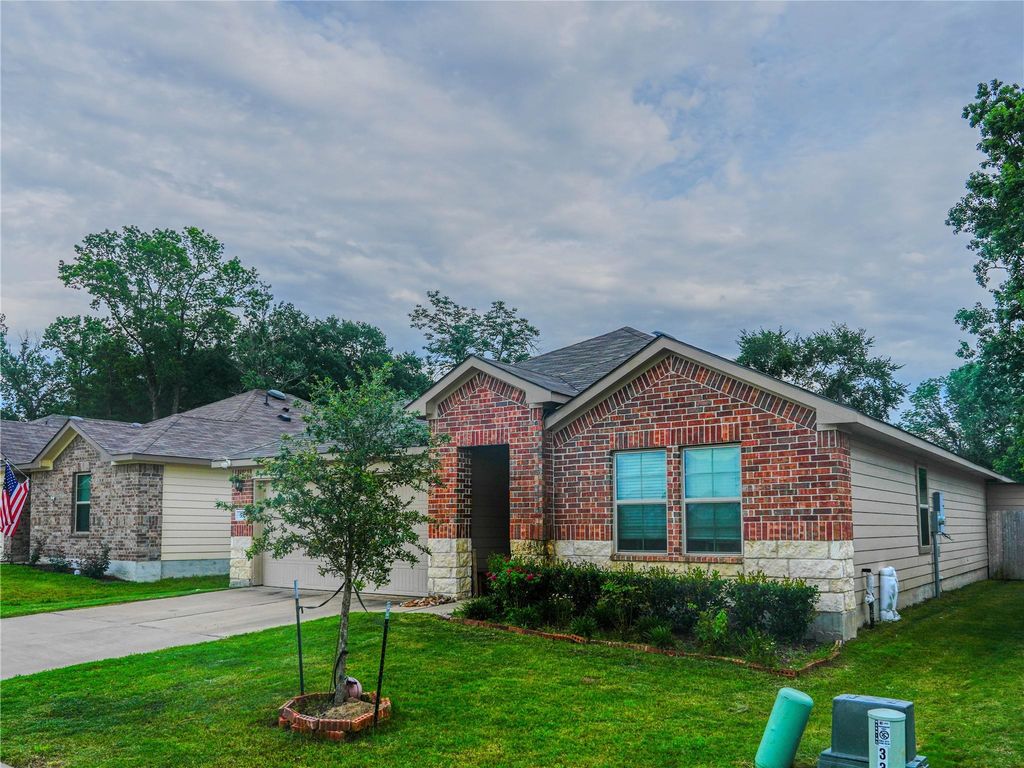 332 Pecos Drive, Huntsville, TX 77340