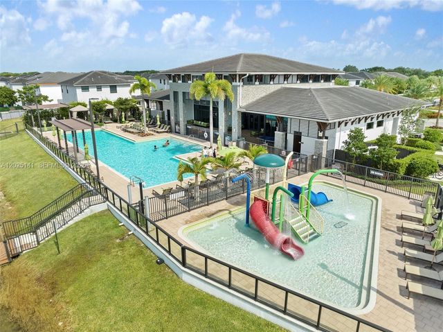 8763 NW 157th Ter, Miami Lakes, FL 33018