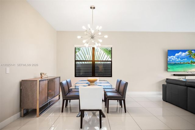 8763 NW 157th Ter, Miami Lakes, FL 33018
