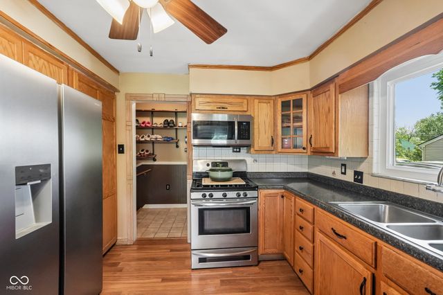 320 Maple Street, Greenwood, IN 46142
