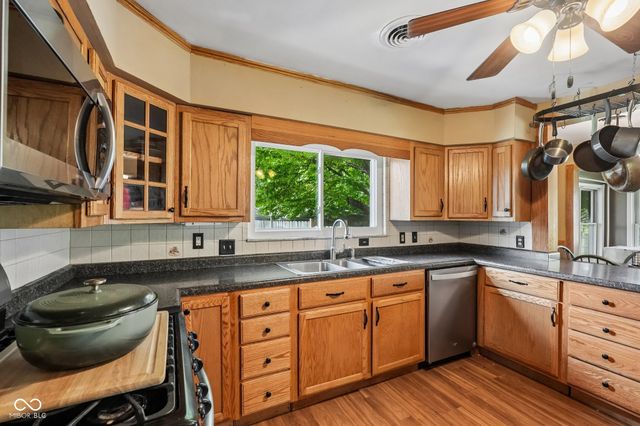 320 Maple Street, Greenwood, IN 46142