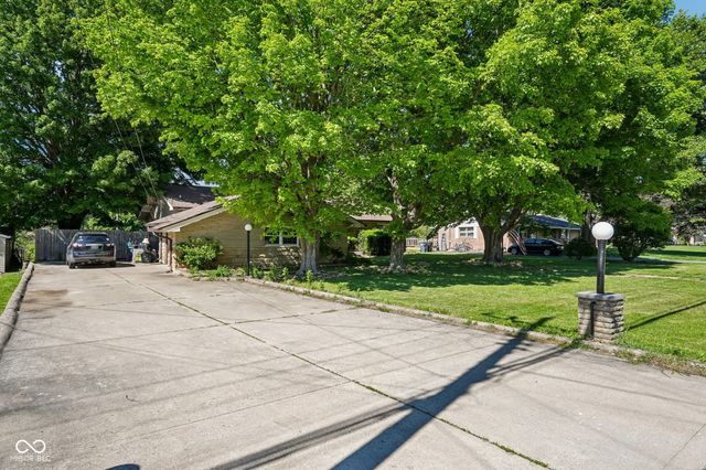 320 Maple Street, Greenwood, IN 46142