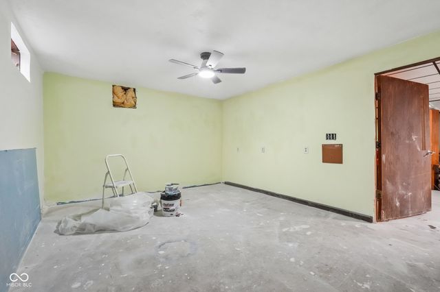 320 Maple Street, Greenwood, IN 46142