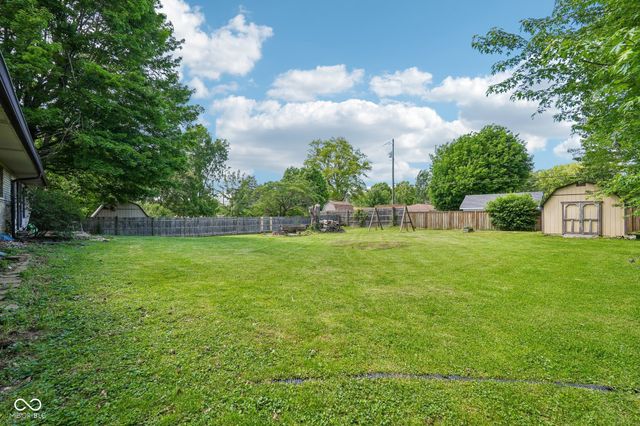 320 Maple Street, Greenwood, IN 46142