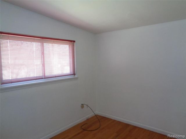 31750 Coronet, Farmington Hills, MI 48334