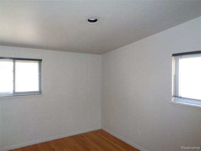 31750 Coronet, Farmington Hills, MI 48334