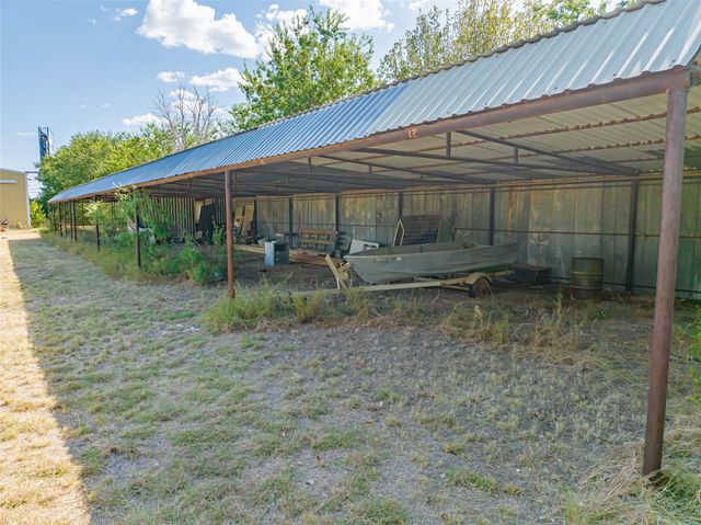 3020 W Walker Street, Breckenridge, TX 76424