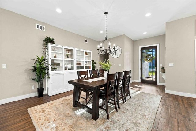 1814 Emerald Isle DR, Leander, TX 78641
