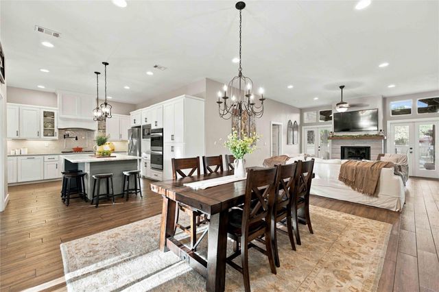 1814 Emerald Isle DR, Leander, TX 78641