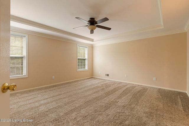 504 Evergreen Place Ct, Louisville, KY 40223