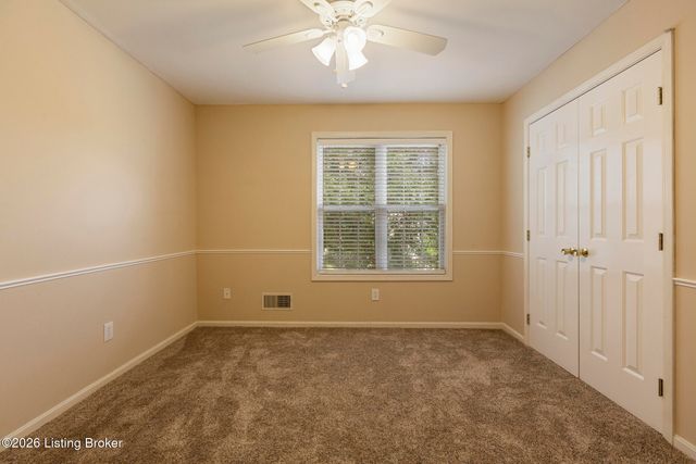 504 Evergreen Place Ct, Louisville, KY 40223