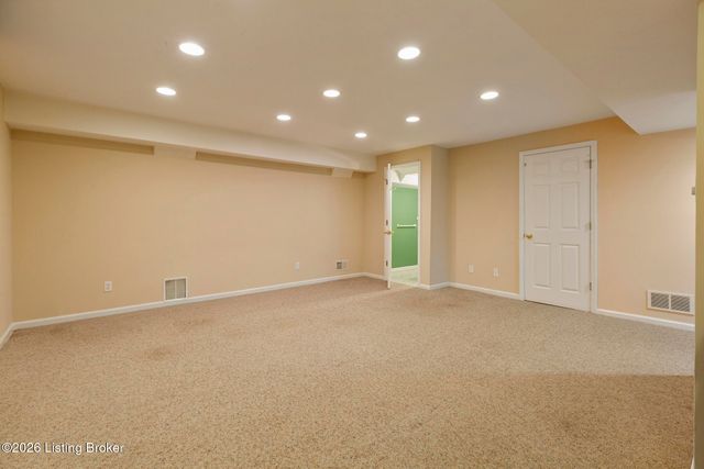 504 Evergreen Place Ct, Louisville, KY 40223