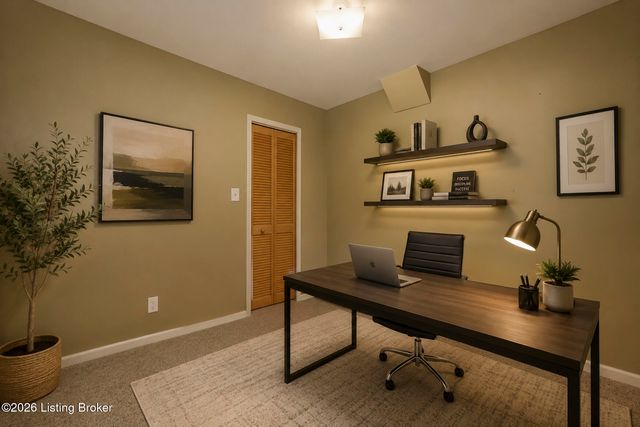 504 Evergreen Place Ct, Louisville, KY 40223