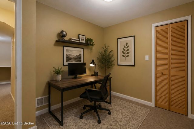 504 Evergreen Place Ct, Louisville, KY 40223