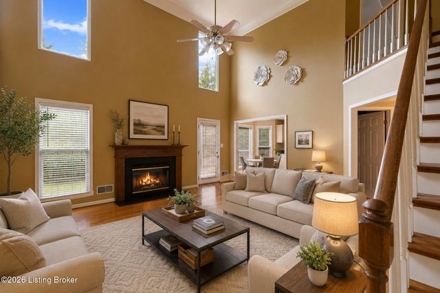 504 Evergreen Place Ct, Louisville, KY 40223