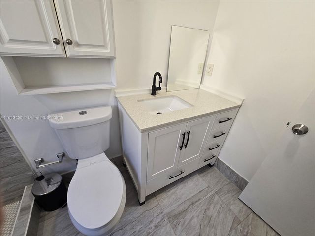 1629 SW 6th St 13, Miami, FL 33135