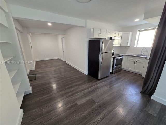 1629 SW 6th St 13, Miami, FL 33135