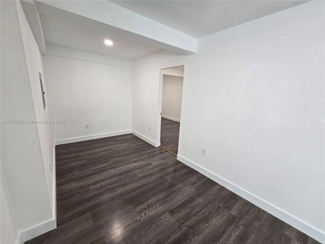 1629 SW 6th St 13, Miami, FL 33135