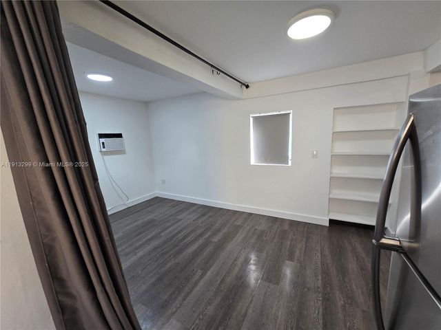 1629 SW 6th St 13, Miami, FL 33135