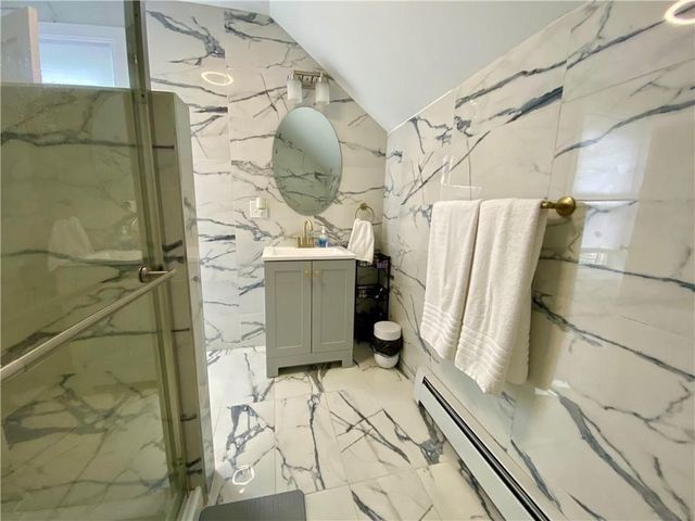 18 Hall Avenue, Newport, RI 02840