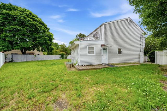 175 Candlewood Road, Bay Shore, NY 11706