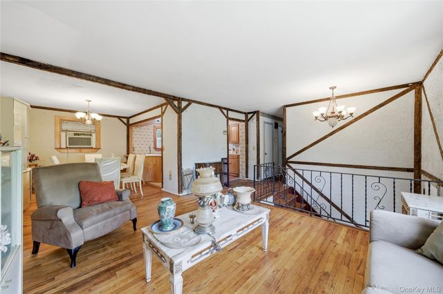 175 Candlewood Road, Bay Shore, NY 11706