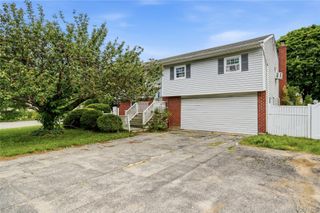175 Candlewood Road, Bay Shore, NY 11706