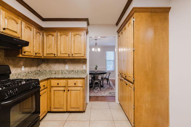 9 Yukon Cove, Maumelle, AR 72113