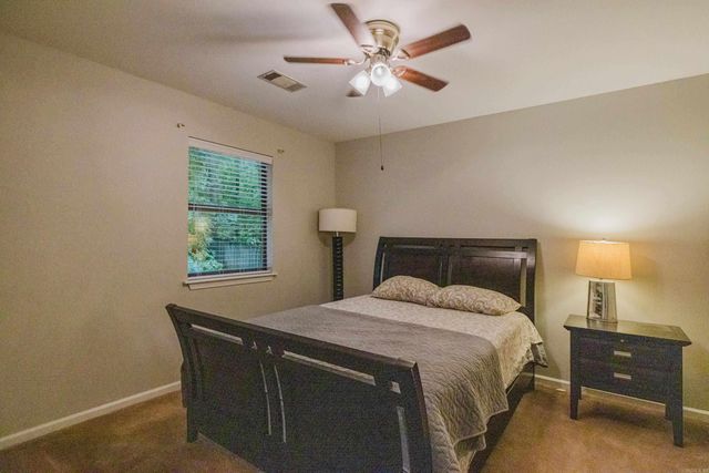 9 Yukon Cove, Maumelle, AR 72113