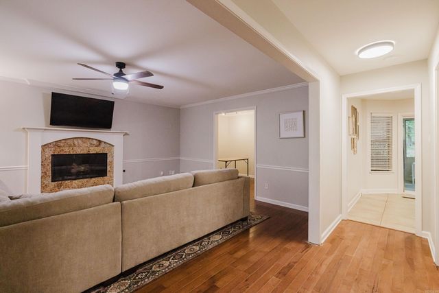 9 Yukon Cove, Maumelle, AR 72113