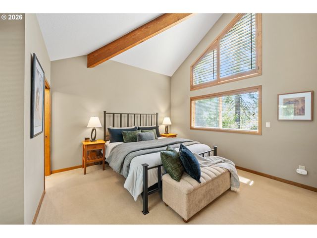 4273 SUNDEW Ct, Lake Oswego, OR 97035