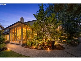 4273 SUNDEW Ct, Lake Oswego, OR 97035