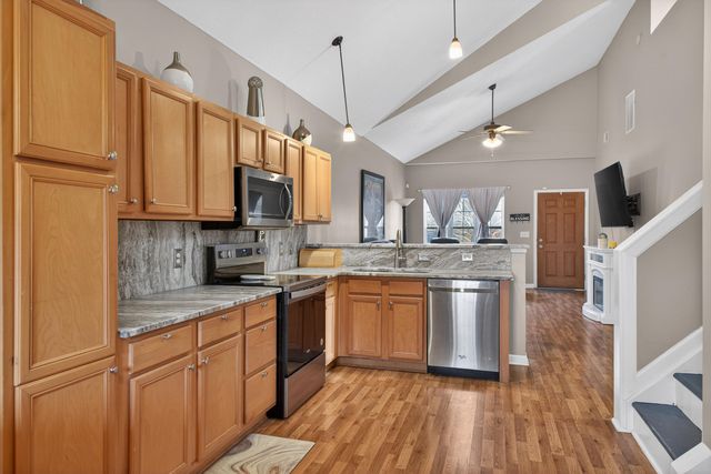 117 White Oak Trace, Lexington, KY 40511