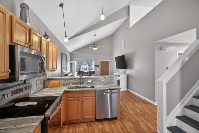 117 White Oak Trace, Lexington, KY 40511