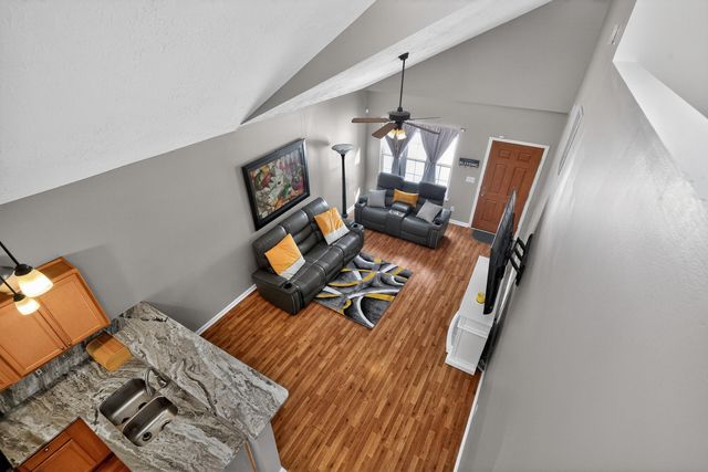 117 White Oak Trace, Lexington, KY 40511