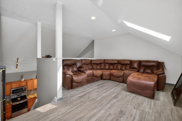 117 White Oak Trace, Lexington, KY 40511