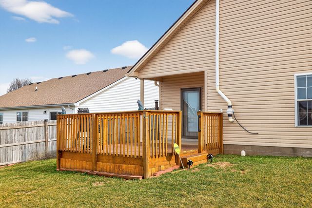 117 White Oak Trace, Lexington, KY 40511