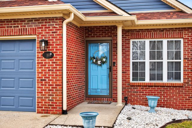 117 White Oak Trace, Lexington, KY 40511