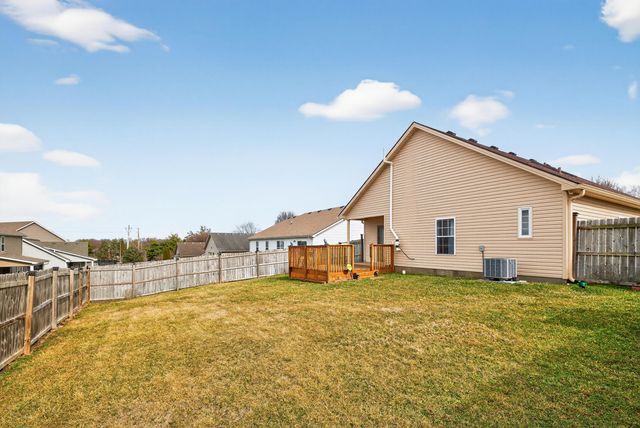 117 White Oak Trace, Lexington, KY 40511