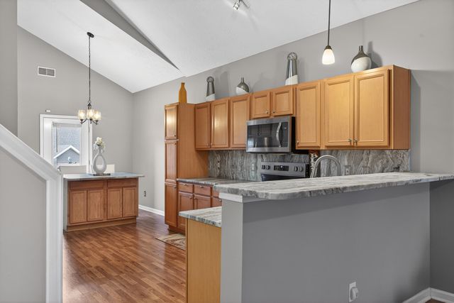 117 White Oak Trace, Lexington, KY 40511