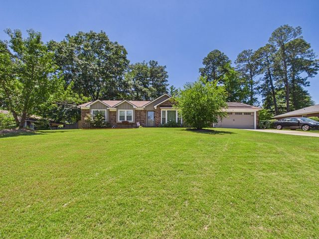 6301 Fox Chapel Drive, Columbus, GA 31904