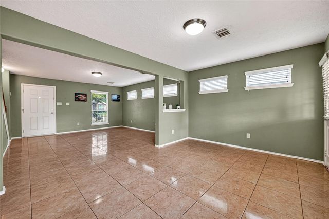 11030 Knobbley Oak Ct, Cypress, TX 77065