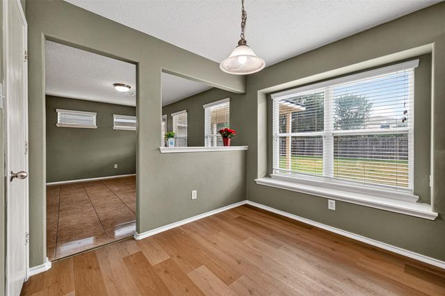11030 Knobbley Oak Ct, Cypress, TX 77065